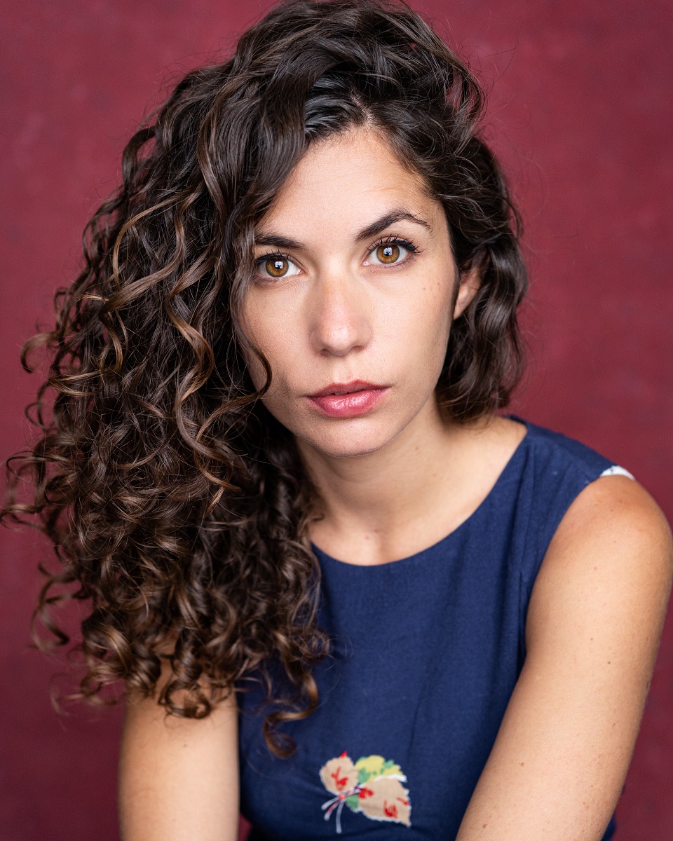 Elena Larios